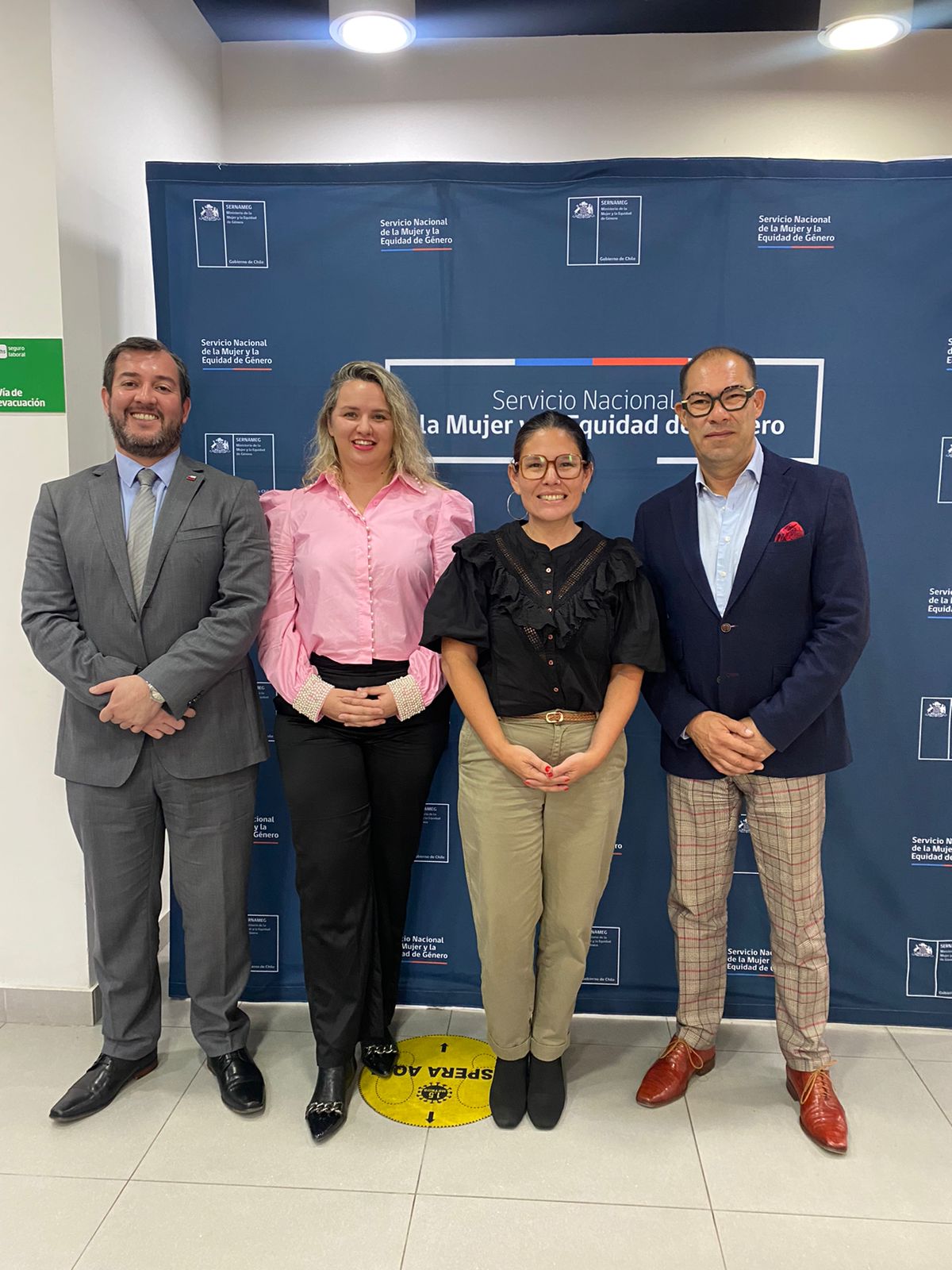 Fundación se reúne con Directora Nacional del Sernameg